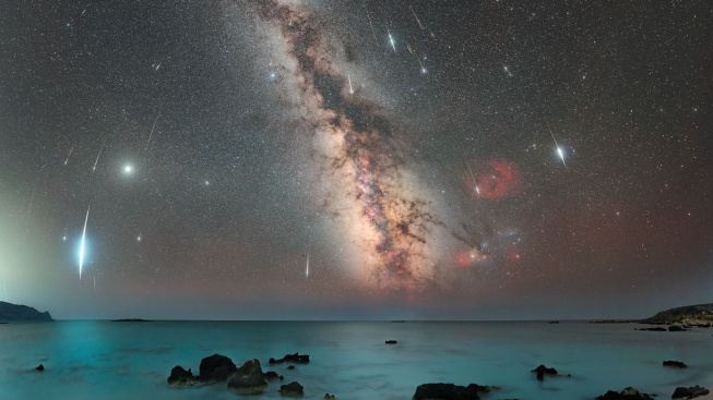 Astronom Petr Horálek pořídil ojedinělý časosběrný snímek meteorického roje Kappa-Cygnid.