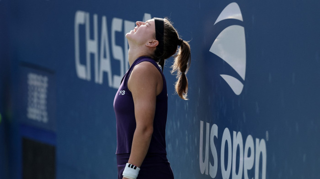 Muchová i přes bolesti zad vybojovala čtvrtfinále US Open. Kosťukovou přehrála ve třech setech