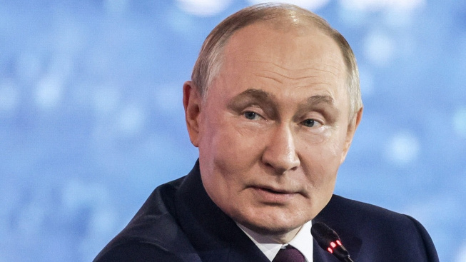 Putin uvedl, že vojska NATO na Ukrajině by byla pro Rusko legitimním cílem