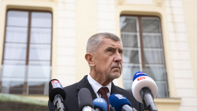 Babiš ne bo sprejemal nepreklicnih korakov, dokler ne bo prepričan o imenovanju za premierja
