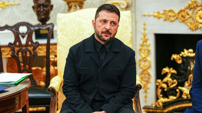 Zelenski se sestal z ameriškimi obrambnimi uradniki ob poročilih o načrtu za Ukrajino