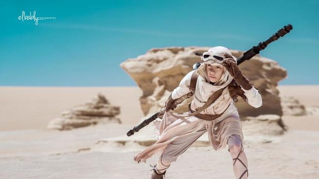 Desert cosplay