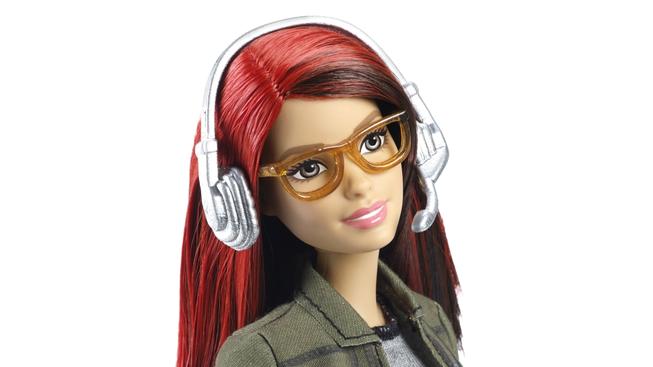 Seznamte se, tahle Barbie je herní vývojářka. A trollové jí nesnáší.