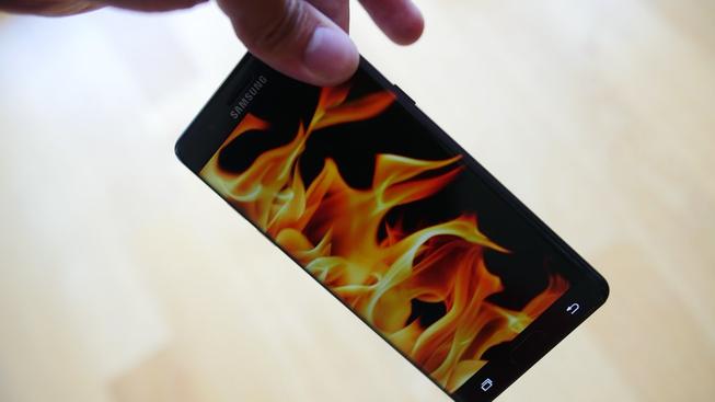 9 nejlepších reakcí internetu na samovznícení smartphonů Samsung Galaxy Note 7