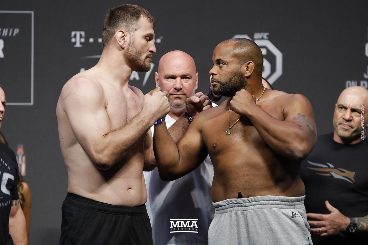 Lesnar ukončil kariéru, proti Cormierovi nastoupí Miocic