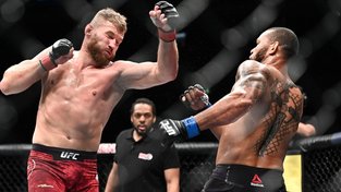 Šampion Blachowicz věří, že bude prvním, kdo porazí Adesanyu, dokonce předpovídá finální techniku