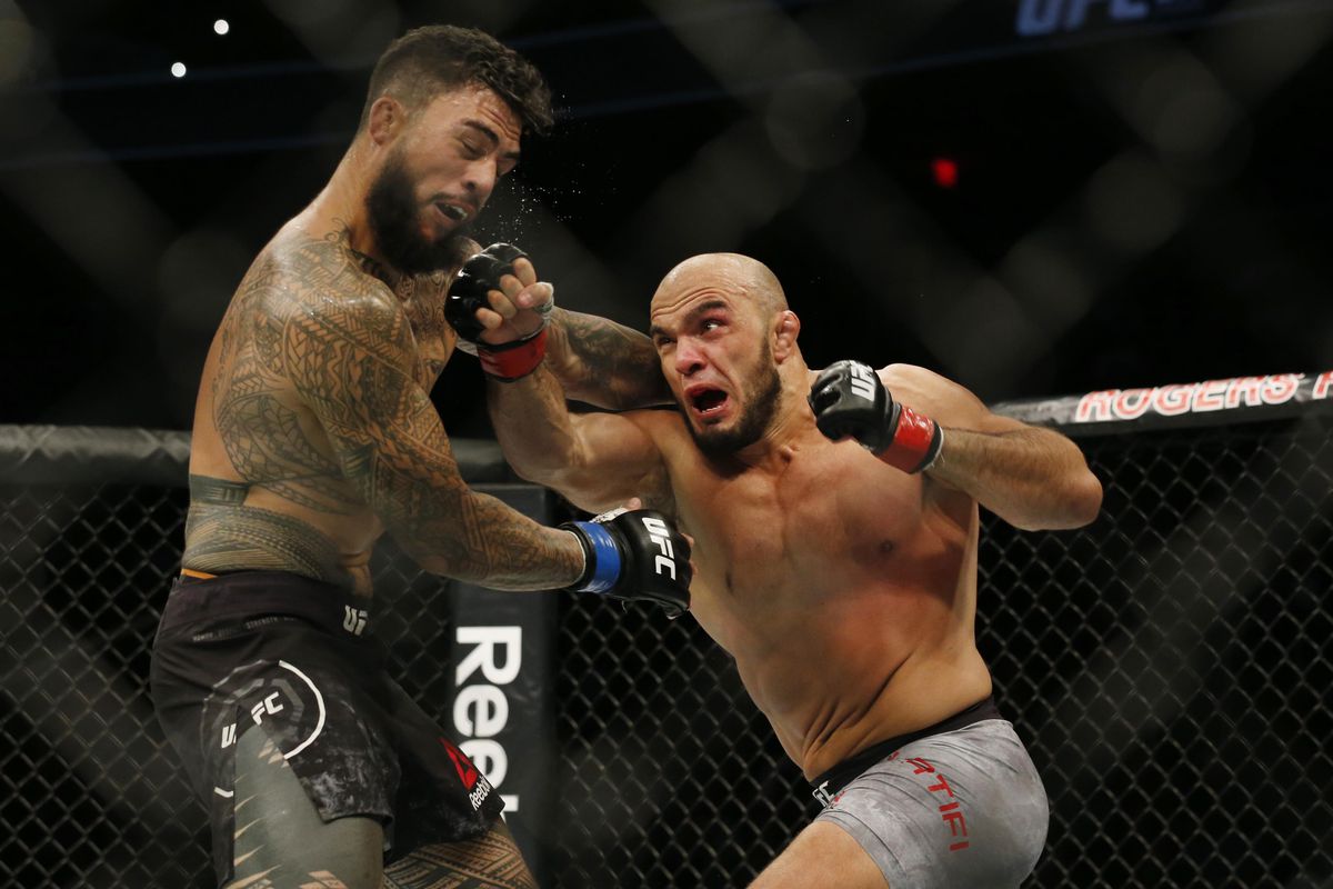 Velká ztráta pro stockholmské UFC, Ilir Latifi odstoupil kvůli zranění