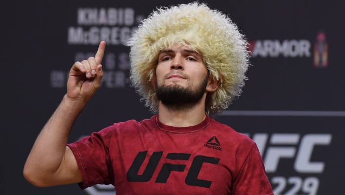 Potvrzeno, Nurmagomedov se na UFC 242 postaví Dustinovi Poirierovi