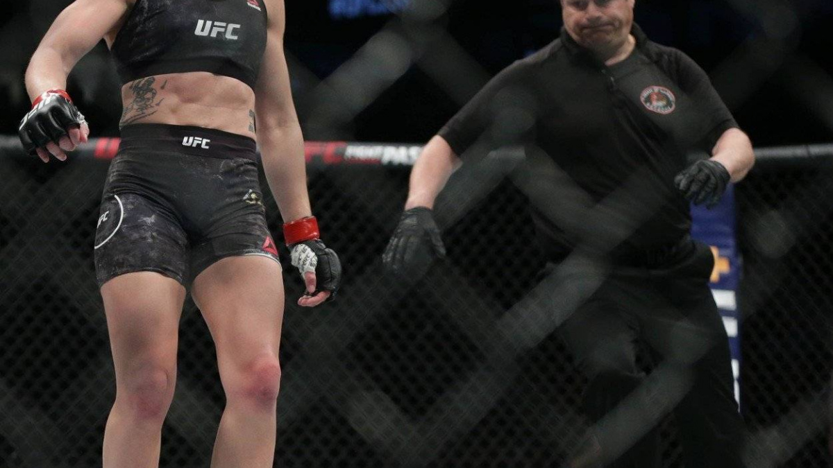 Shevchenko při natáčení filmu Bruised herečce Berry nic nedarovala a zlomila jí prý několik kostí