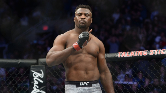 Francis Ngannou - z bezdomovce až na vrchol UFC