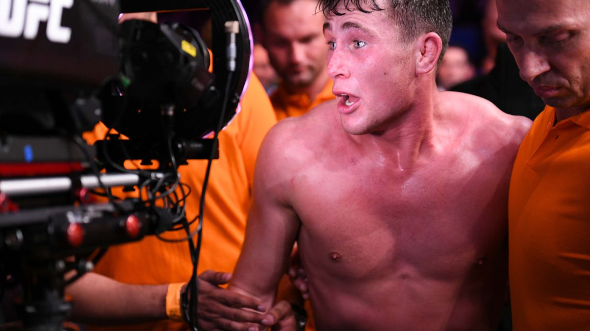 "Taxík ukradený byl, ale já u toho nebyl," tvrdí obviněný Daren Till, bouřlivák z UFC