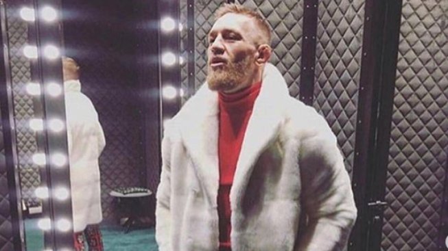 PETA chce po McGregorovi, aby jí dal kožešinové kabáty od Gucciho za 3 miliony