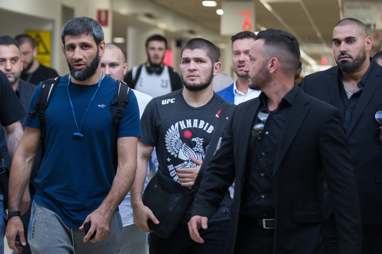 "Cormier by měl chtít ještě jednu odvetu s Miocicem" myslí si hvězda UFC Nurmagomedov