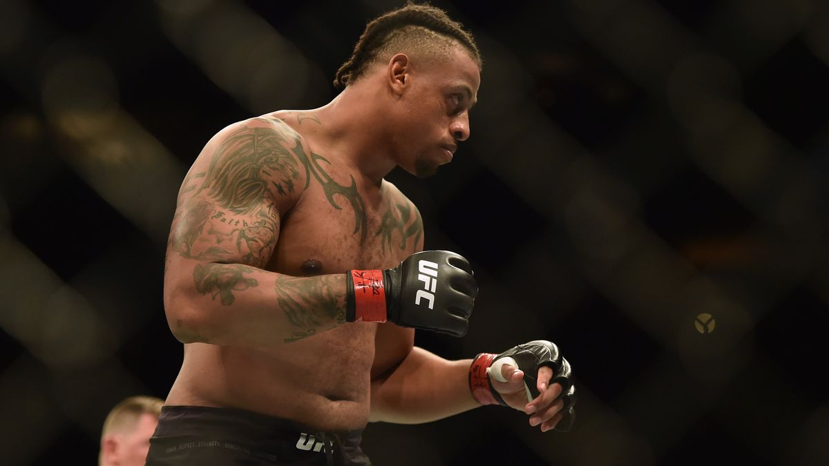 Greg Hardy si myslí, že bude nejlepší těžká váha na světě, zatím jej ale všichni nesnáší