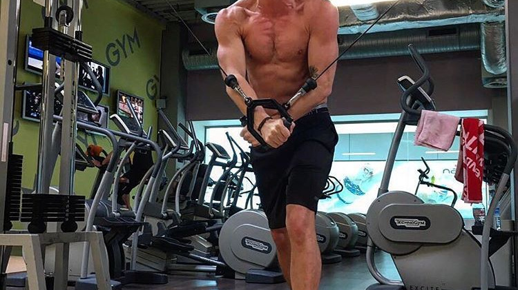 Leoš Mareš prý připomíná Conora McGregora, nechytil by se ale v kleci doopravdy?