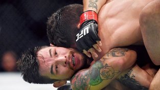 Největší smolař v UFC - v kleci bojoval za nemocného syna, sám málem přišel o zdraví. Ray Borg se ale i v těch nejhorších chvílích odmítl vzdát