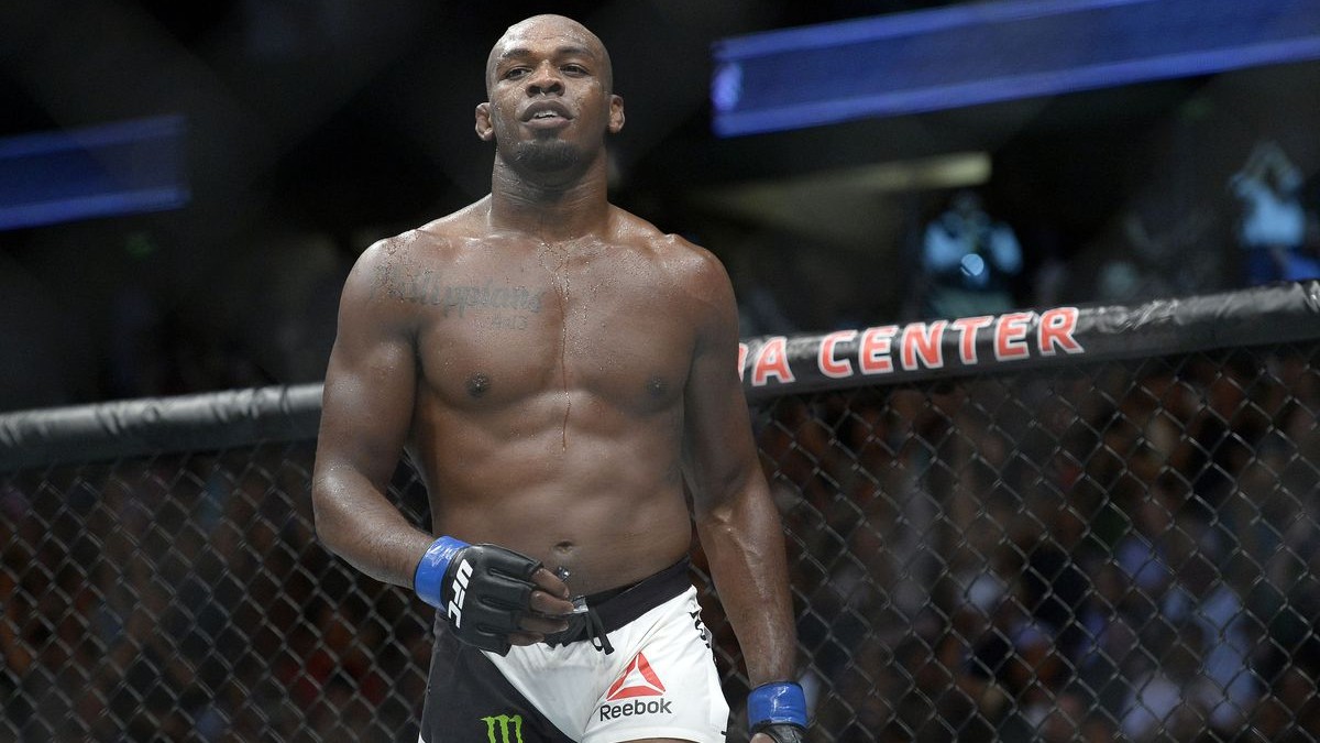 Pro Jonese je 8 milionů dolarů za zápas s Ngannouem příliš málo, jeho kolega by ale na takovou částku přistoupil