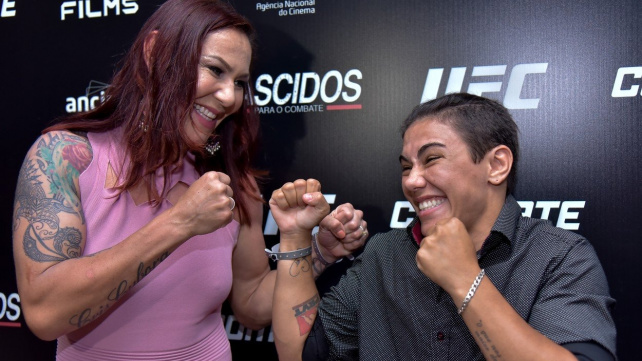 Mezi šéfem UFC Danou Whitem a bojovnicí Cris Cyborg to pěkně vře