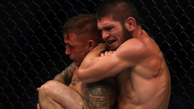 Khabib Nurmagomedov obhájil svůj titul ve velkém stylu a je stále neporažený