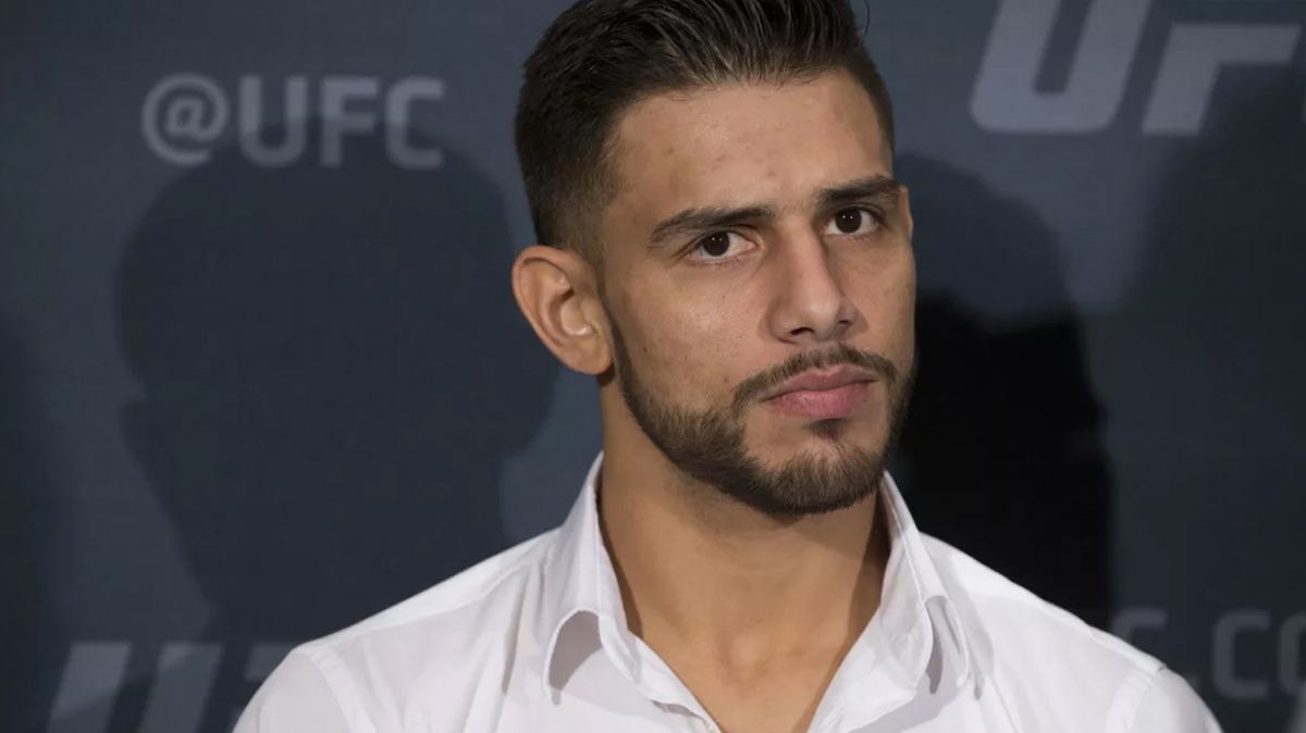 "Vím, co to je, mít zavřené oko, ale i tak dokážu bojovat," rýpl si Rodriguez