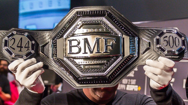 Velká show je za námi, BMF pás má svého majitele, připnul mu jej sám Rock