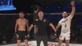 Brněnský MMA turnaj nabídl nečekaná ukončení před limitem i taktickou partii