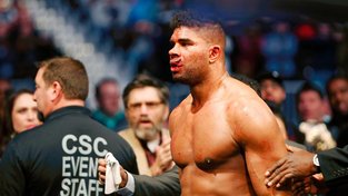 "Rozenstruik? Toho chlapa jsem zničil," prohlásil Overeem. Odvetě se nebrání, ale neprahne po ní