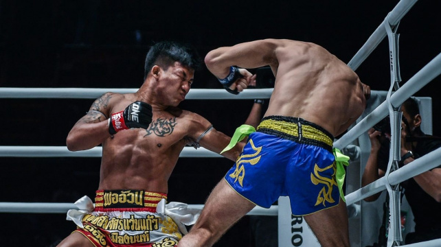 Pojď sem, kam jdeš? Thajec Rodtang znovu ukázal, proč se mu přezdívá Iron Man