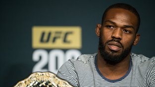 Jon Jones: Drogy, nehoda a návrat ke slávě šampiona - 2. část