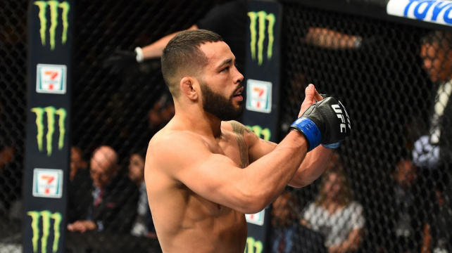 Havajan Ige dominoval v postoji a získal těsné ale cenné vítězství