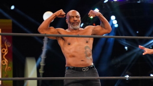 Mike Tyson se vrací do ringu! V exhibičním zápase se utká s Royem Jonesem!