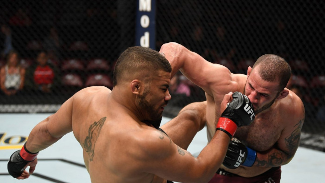 Souboj o Terminátora! Veterán UFC se utká s polským bijcem o titulový zápas proti Vémolovi