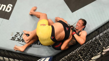Germaine De Randamie vs Julianna Pena
