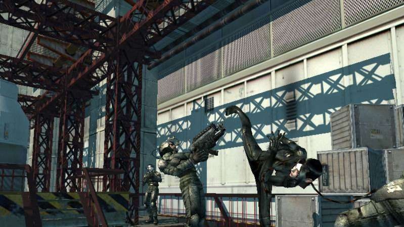 Strident - agentka z budoucnosti