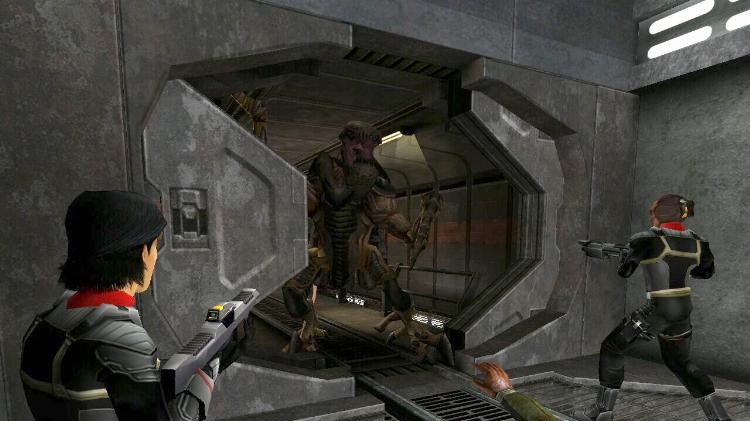 Trojice obrázků ze Star Trek: Elite Force 2