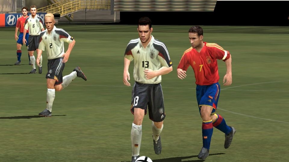 Fotbalová simulace UEFA EURO 2004