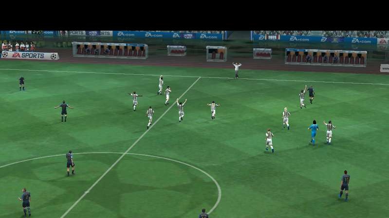 UEFA Champions League 04/05 - recenze