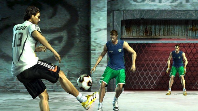 FIFA Street 2 pro PC nebude?