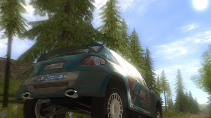 Xpand Rally Xtreme klepe na dveře