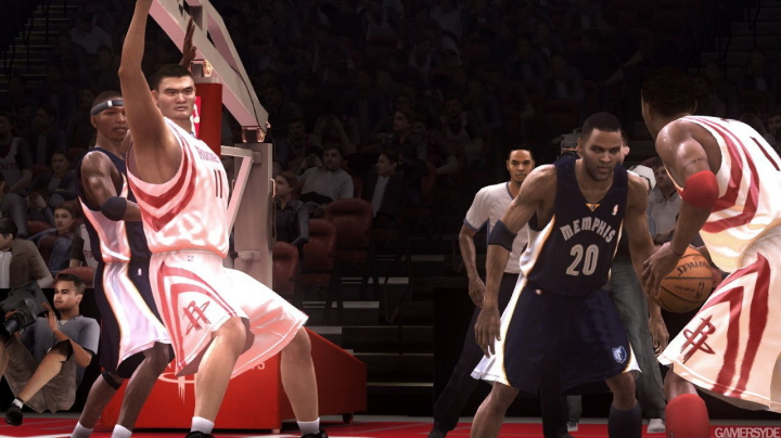Vylepšený basket v NBA Live 08