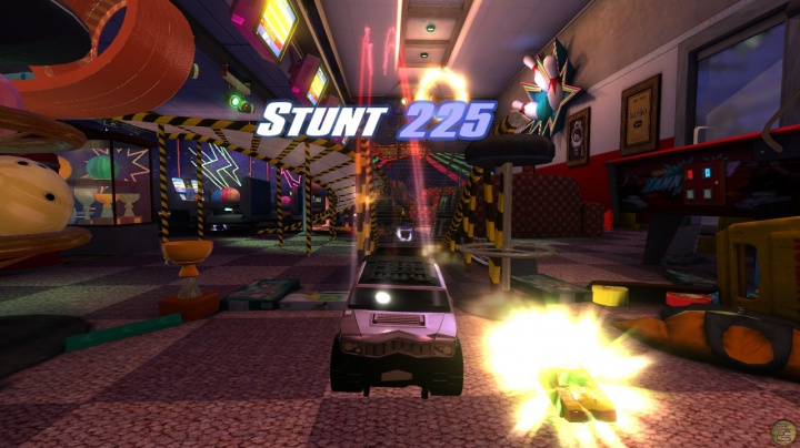 Závody Hot Wheels Beat That na bowlingu i minigolfu