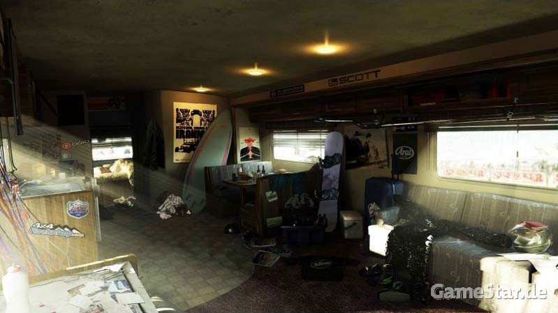 Pohled do maringotky z DiRT 2