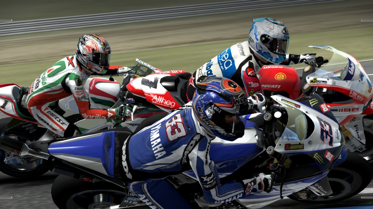 SBK 2011 - recenze