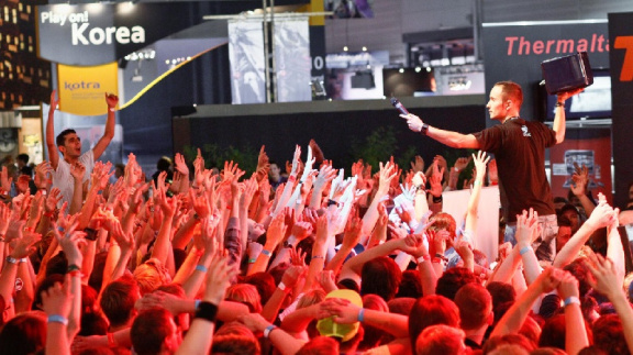 GamesCom 2011 začal zhurta, ve znamení PS3 a Battlefieldu