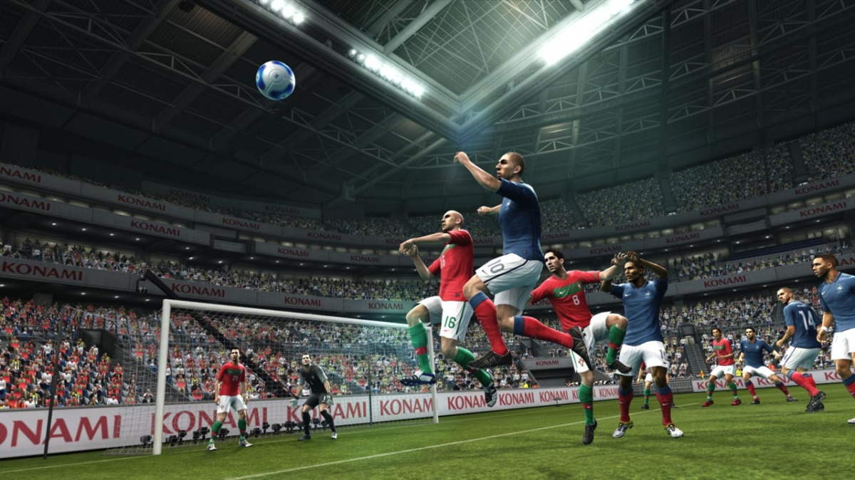 PES 2012 se vás pokusí přesvědčit přes dvě hratelná dema