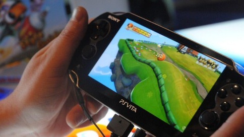 PS Vita startuje v prosinci, chystá se na vlnu HD remaků