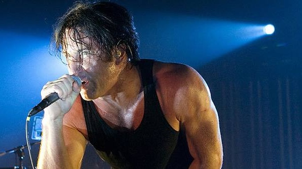 Titulní skladbu pro Black Ops II složí Trent Reznor