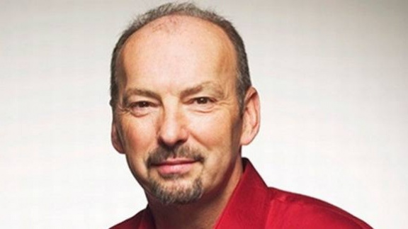 Peter Moore: „Digitální distribuce EA do tří let předčí tu klasickou“