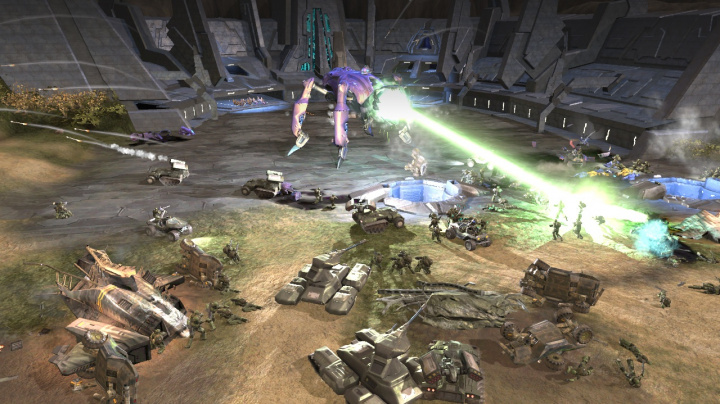 Bungie brali Halo Wars od Ensemble za "ku*vení" značky