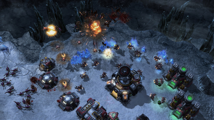 Poslední dojmy z notně vylepšené bety Heart of the Swarm